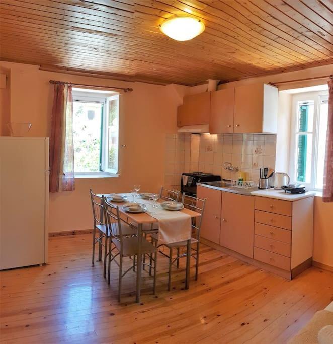 Karydia Apartments 4 Pers Lazaráta Kültér fotó
